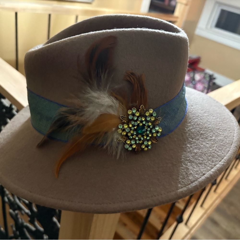 Womens Taupe Felt Fedora with Teal Band and Feather Brooch